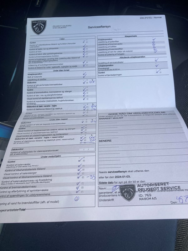 undefined Peugeot 208 fra 2020