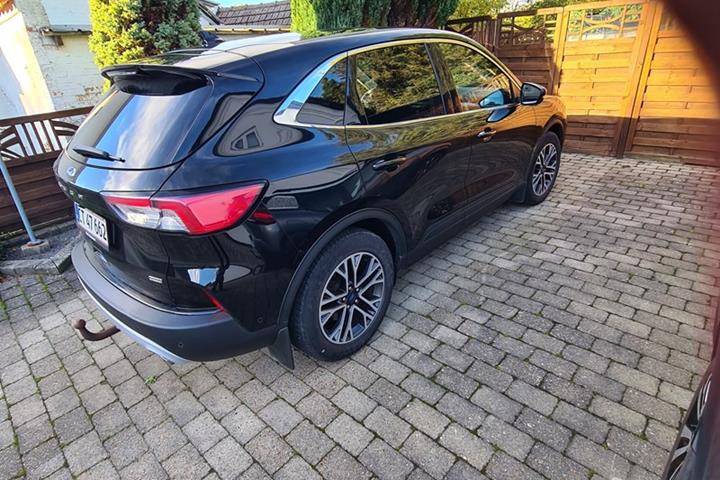 undefined Ford Kuga fra 2020
