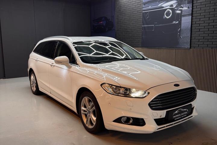 Hvid Ford Mondeo fra 2016