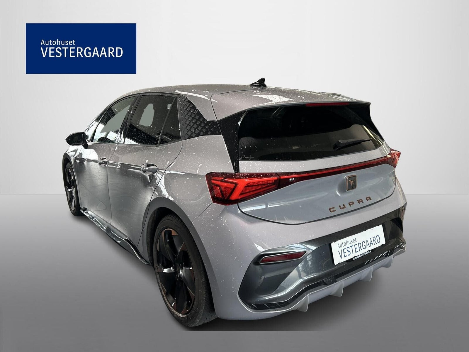 Grå Cupra Born fra 2022