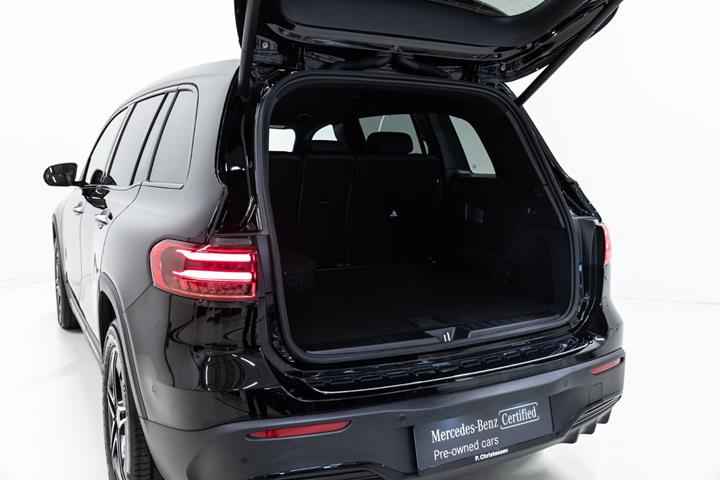 Sort Mercedes EQB250+ fra 2026