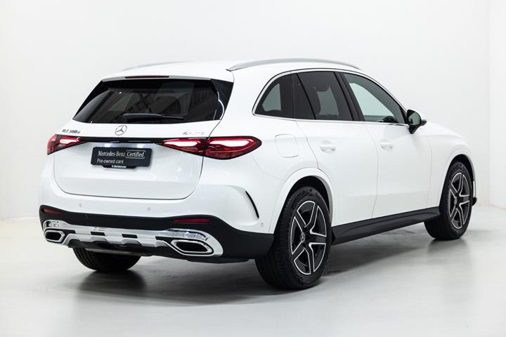 Hvid Mercedes GLC300 d fra 2026