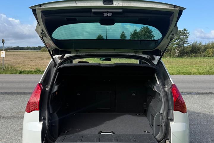 undefined Peugeot 3008 fra 2011