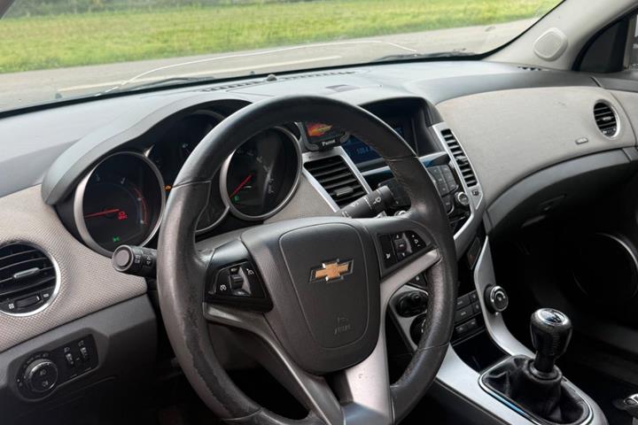 undefined Chevrolet Cruze fra 2009