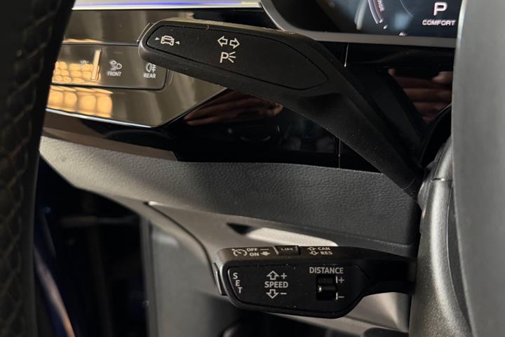 Blå Audi e-tron fra 2022