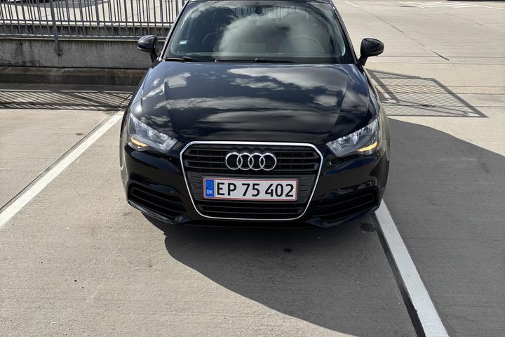 Sort Audi A1 Sportback fra 2013