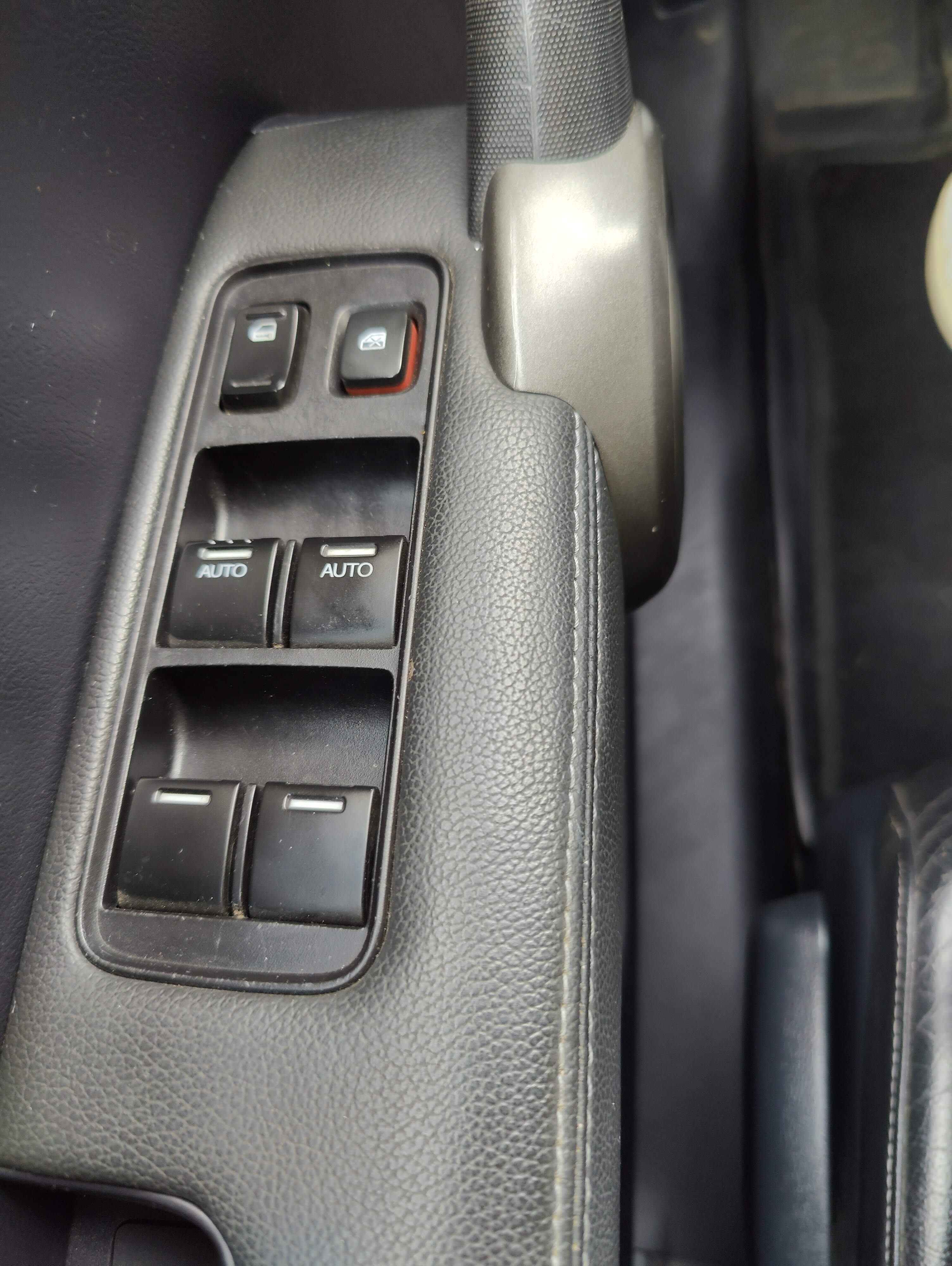Blå Honda CR-V fra 2012