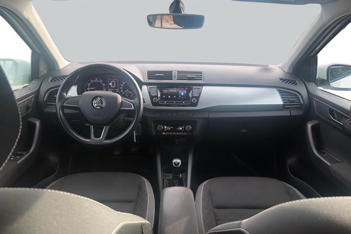 Hvid Skoda Fabia fra 2019