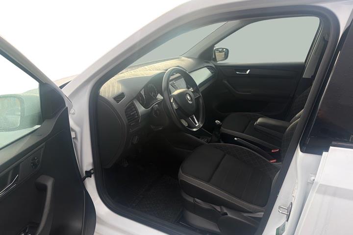 Hvid Skoda Fabia fra 2019