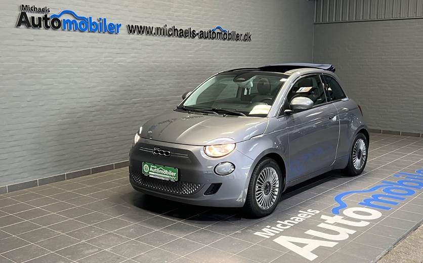 Fiat 500e 42 Icon Cabrio