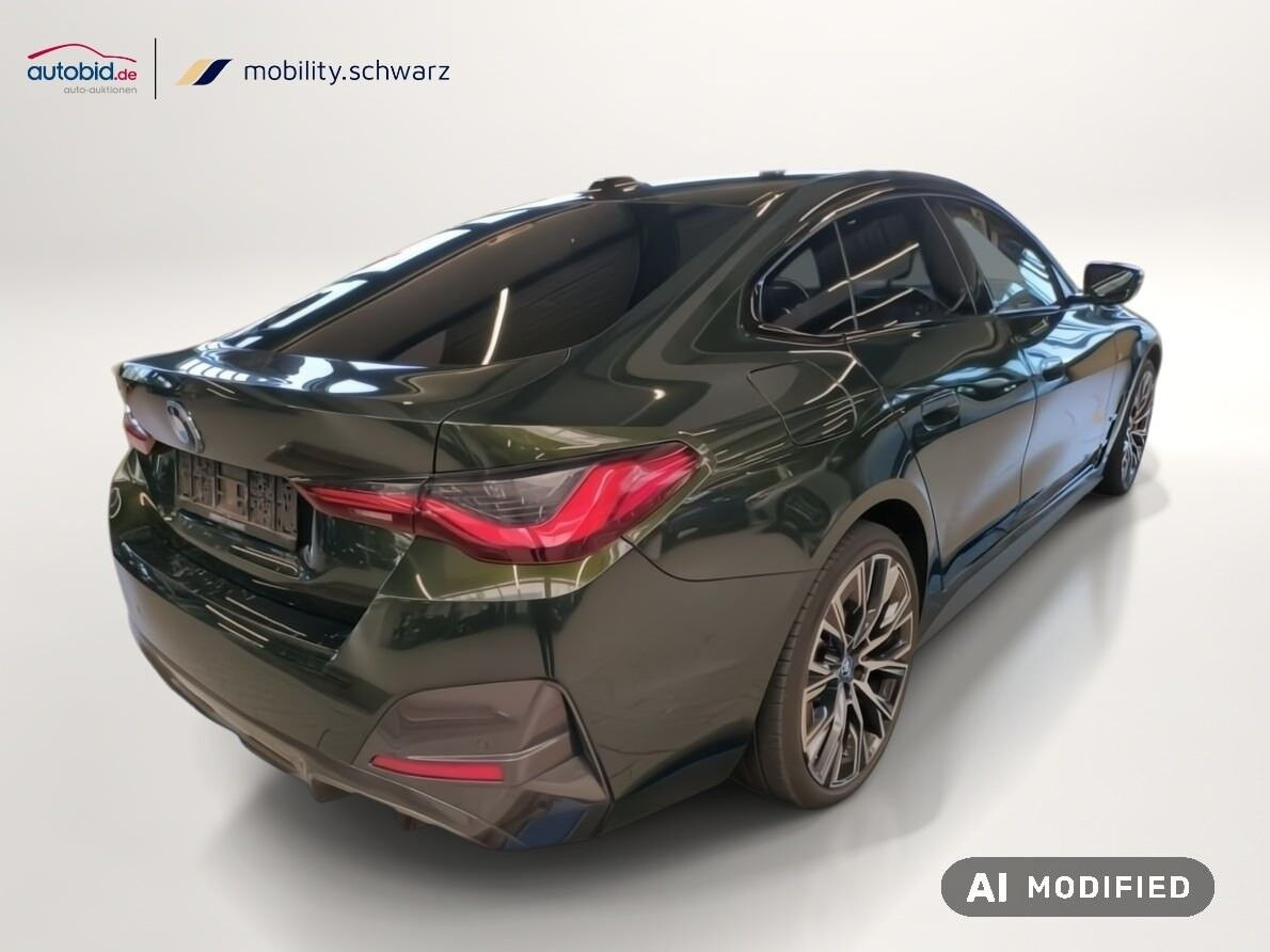 Grøn BMW i4 fra 2024