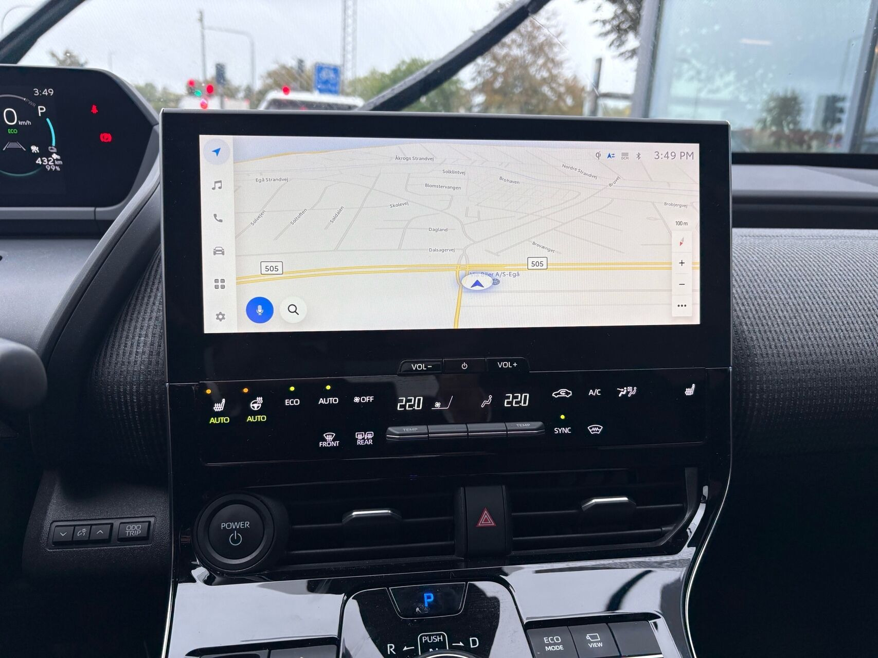 Rød Toyota BZ4X fra 2023