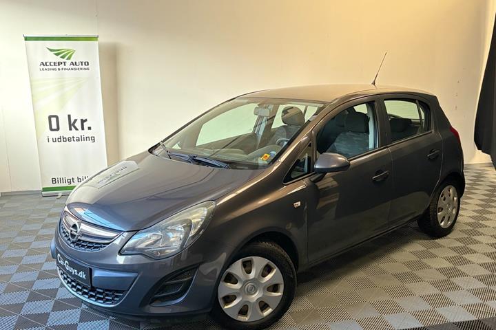 undefined Opel Corsa fra 2014 set udefra