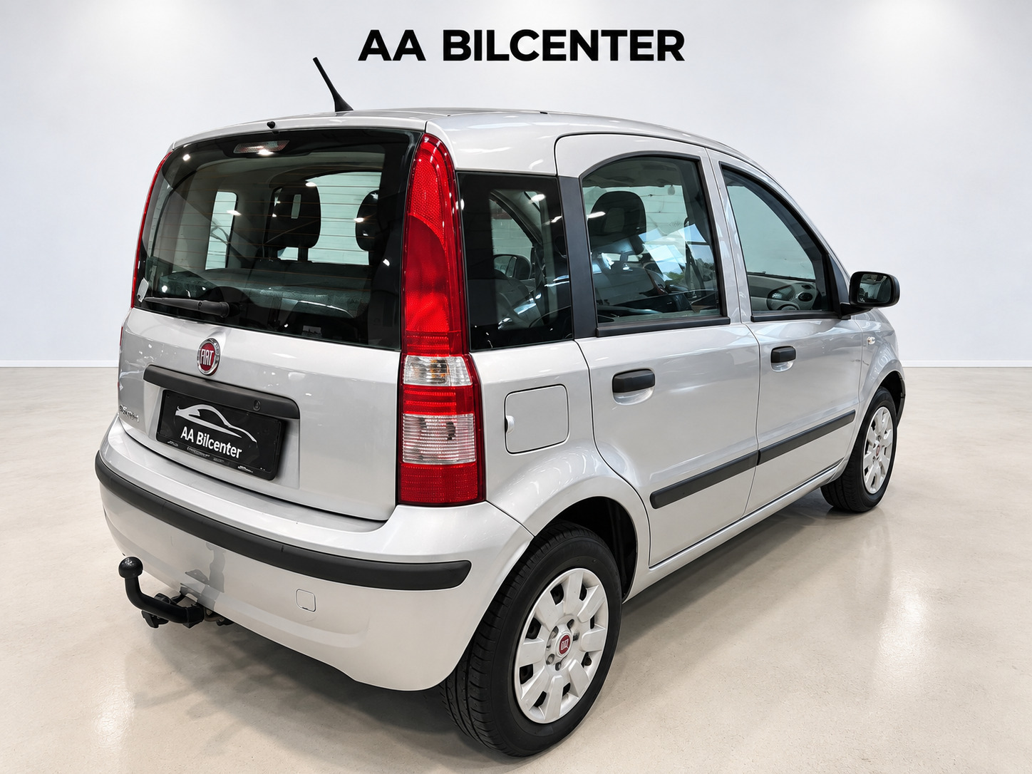 Sølv Fiat Panda fra 2012