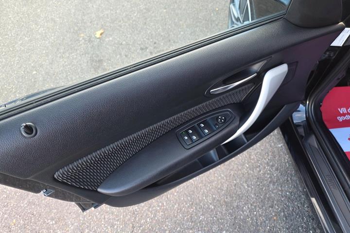 Sort BMW 116i fra 2013