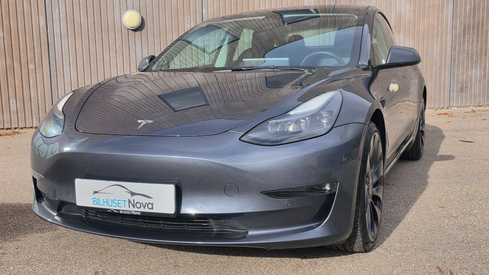 Tesla Model 3 Performance AWD