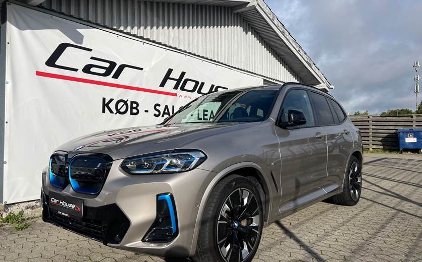 BMW iX3 Charged Plus M-Sport