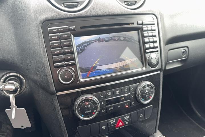 Sort Mercedes ML420 fra 2007