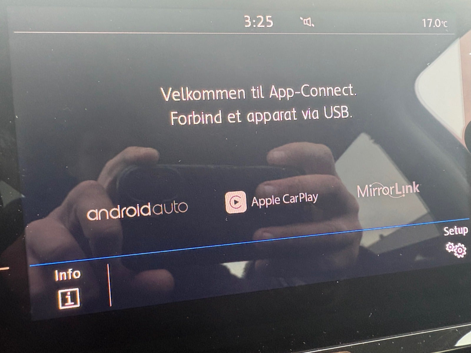 Sort VW Touran fra 2019