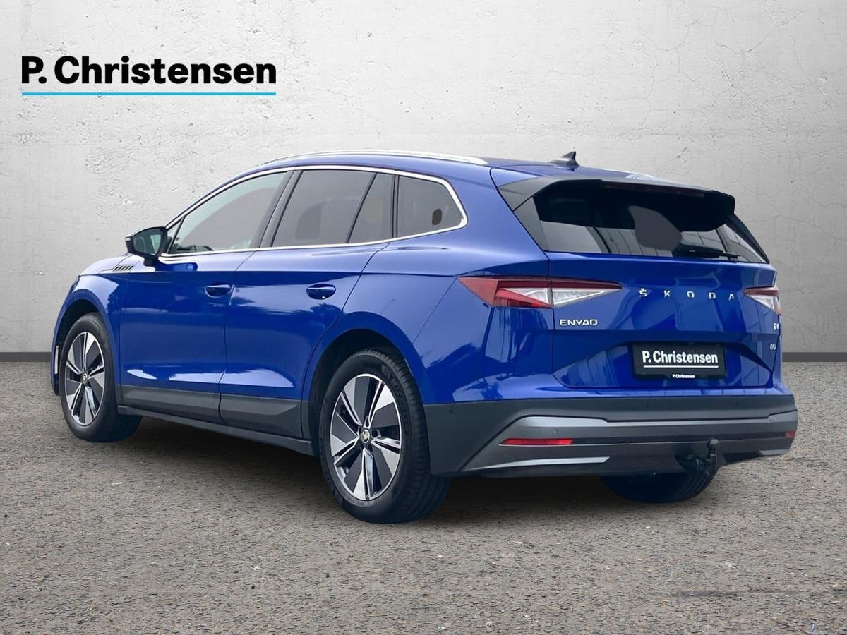 Blå Skoda Enyaq fra 2022