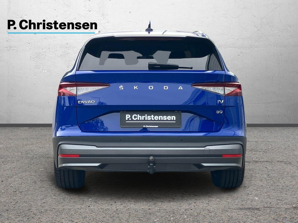 Blå Skoda Enyaq fra 2022