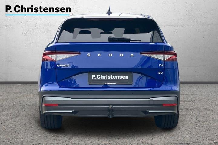 Blå Skoda Enyaq fra 2022