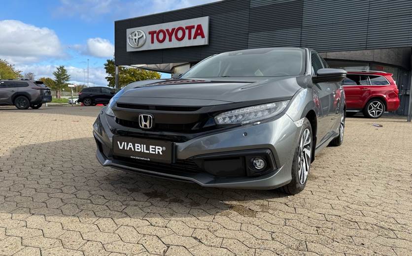 Honda Civic 1,5 VTEC Turbo Elegance Navi 182HK 6g