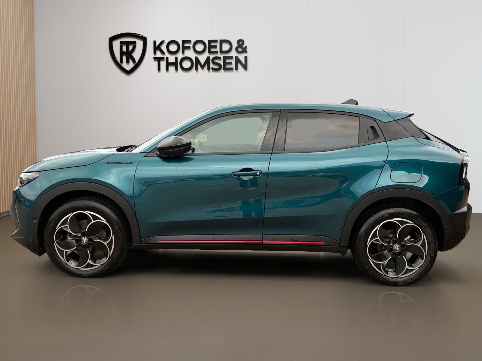 undefined Alfa Romeo Junior fra 2025