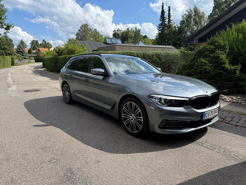 BMW 520i 520i Touring Steptronic