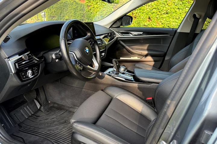 undefined BMW 520i fra 2019