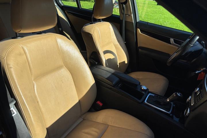 undefined Mercedes C220 fra 2011