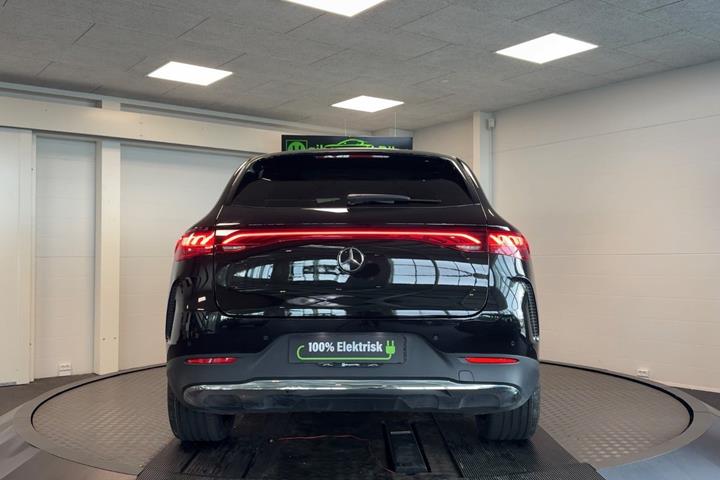 Sort Mercedes EQE350+ SUV fra 2025