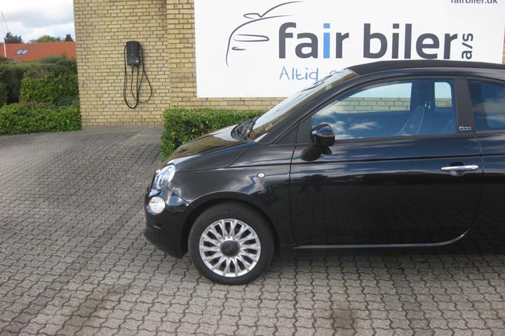 Sort Fiat 500C fra 2021