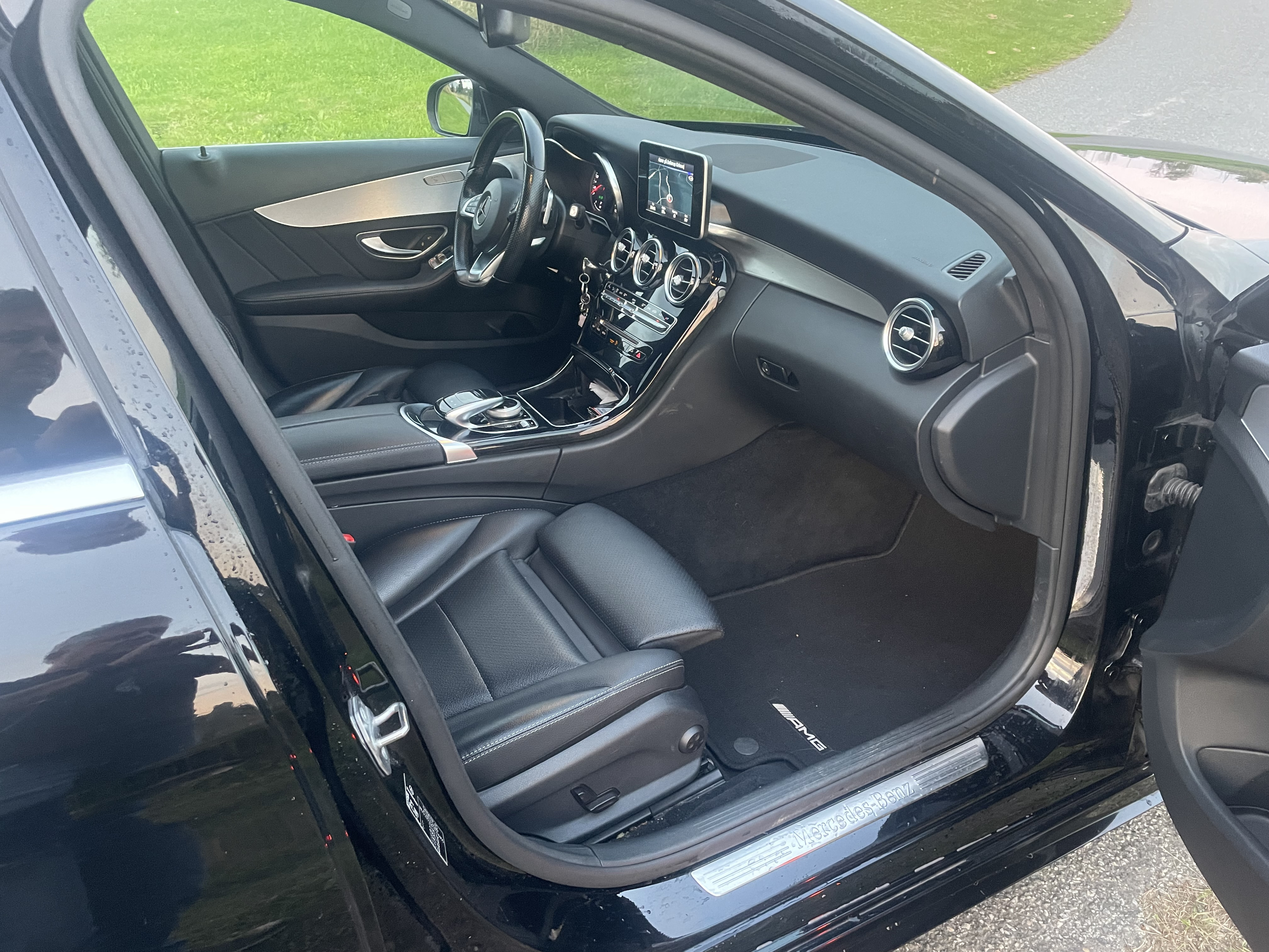 Sort Mercedes C220 d fra 2017
