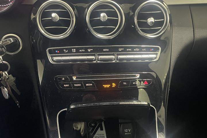 Sort Mercedes C220 d fra 2017