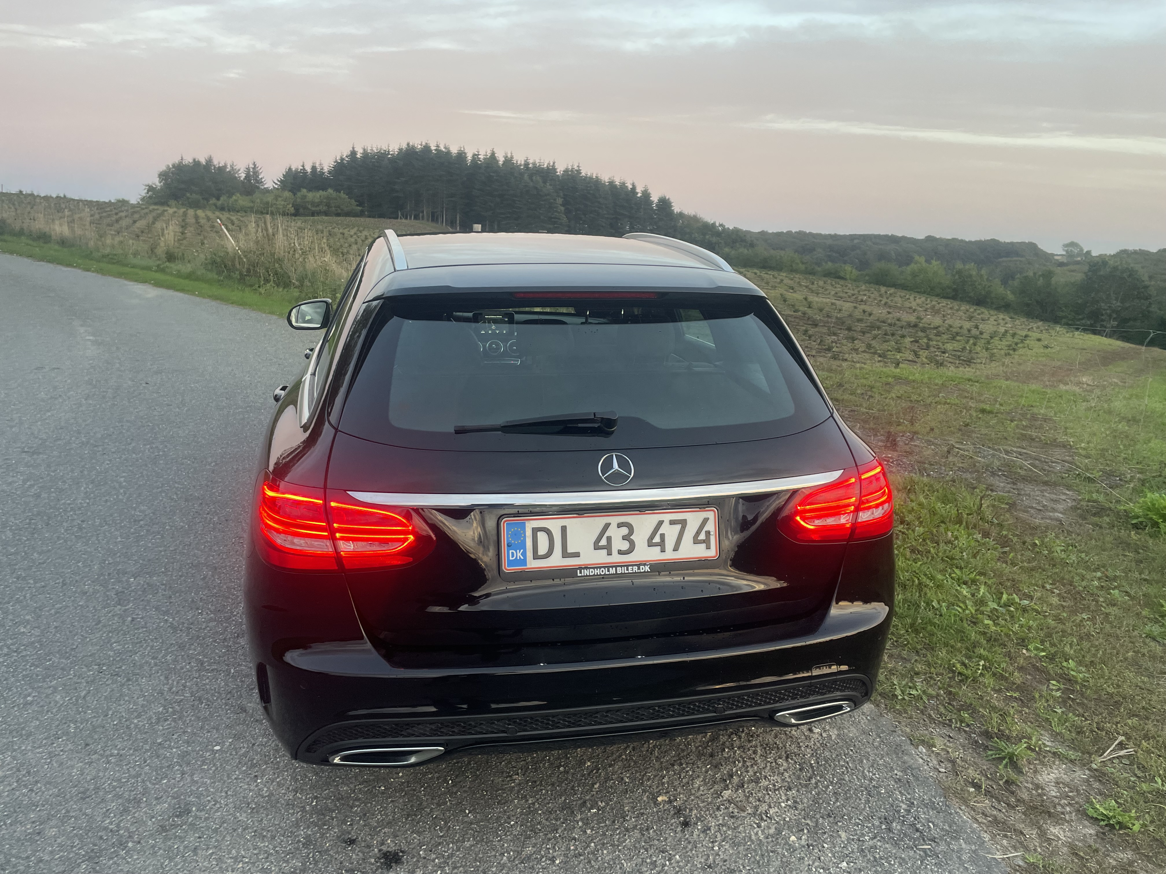 Sort Mercedes C220 d fra 2017