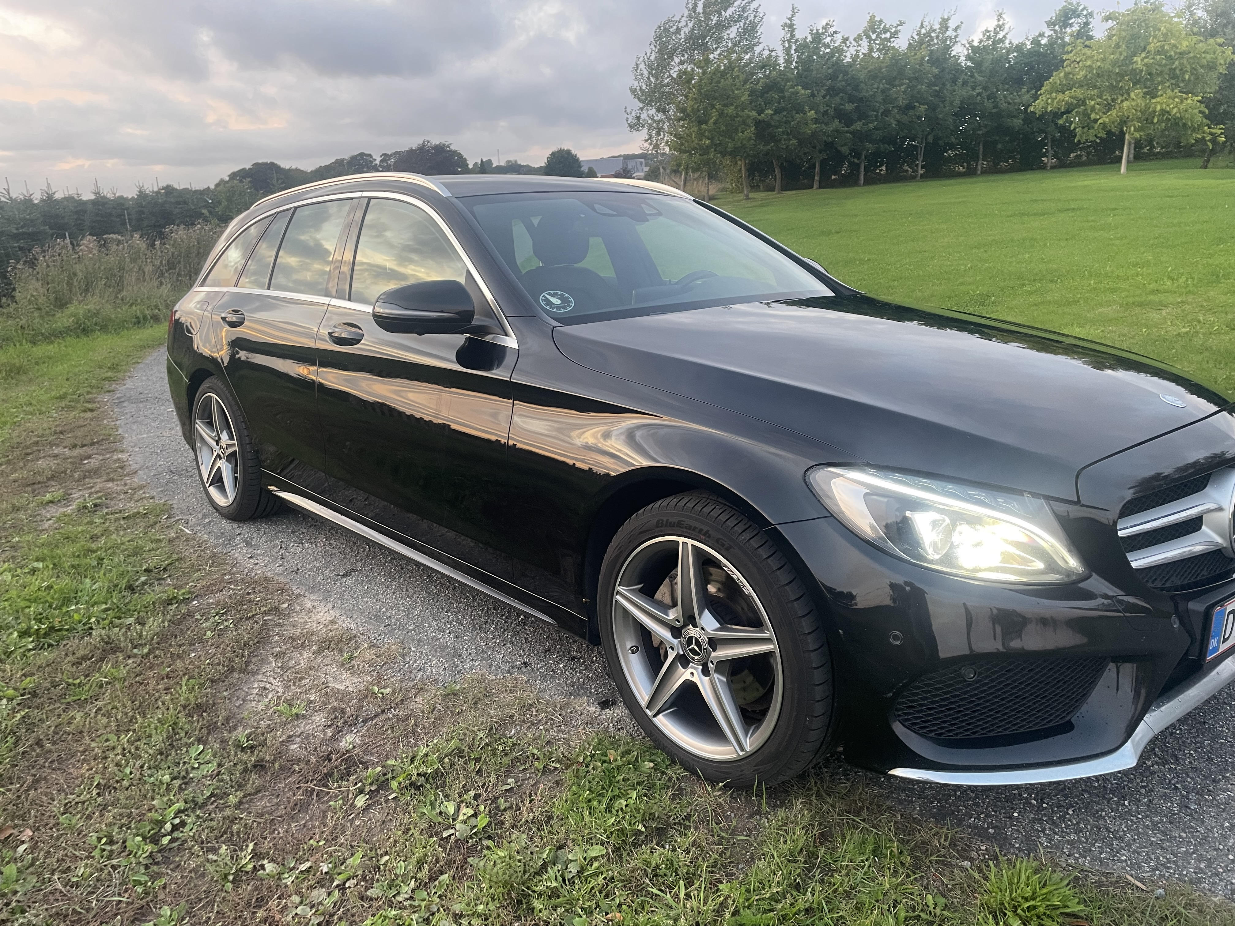 Sort Mercedes C220 d fra 2017