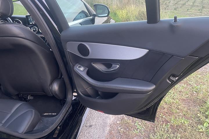 Sort Mercedes C220 d fra 2017