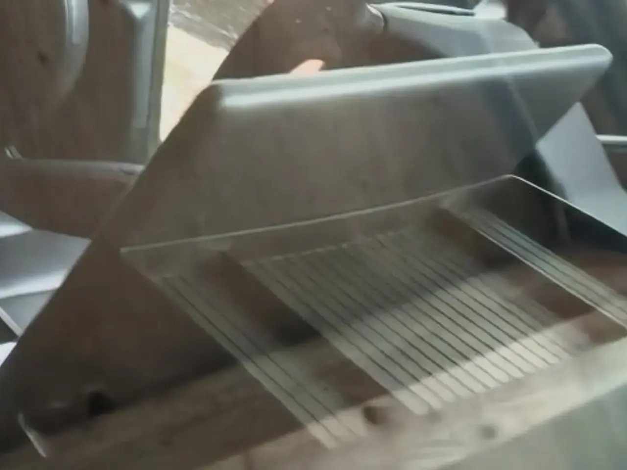 Hvid Tesla Model 3 fra 2024