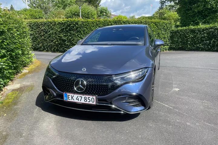 undefined Mercedes EQE fra 2024