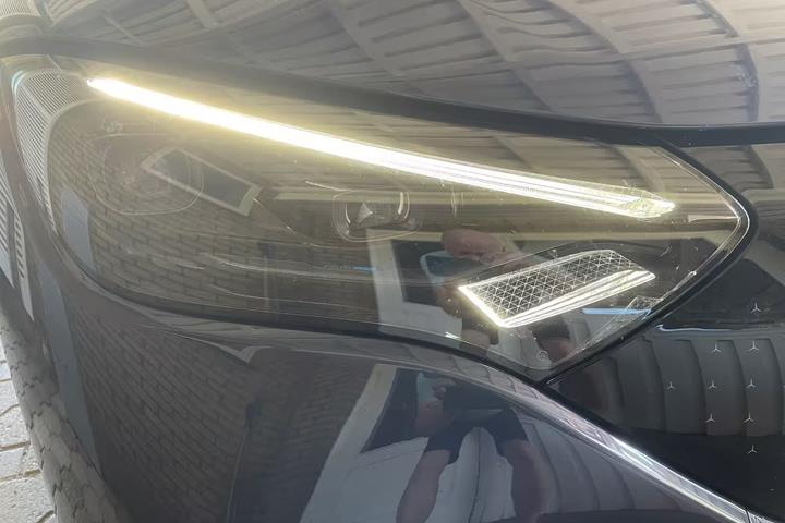 undefined Mercedes EQE fra 2024