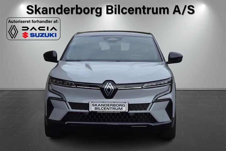 Grå Renault Mégane fra 2023