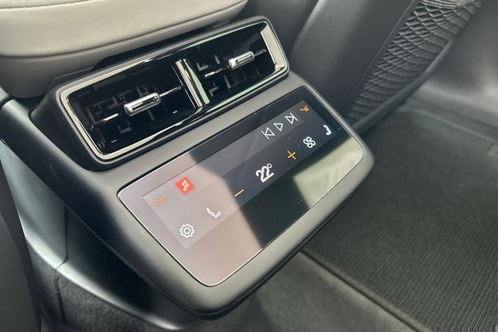 undefined Polestar 4 fra 2026