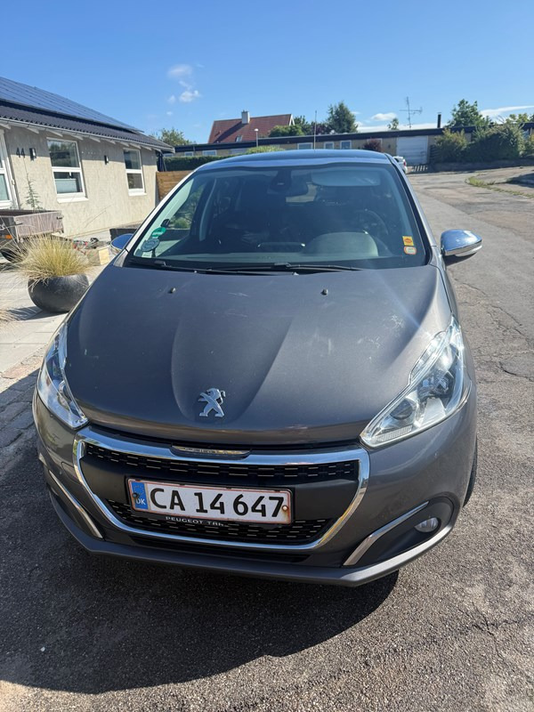 Peugeot 208 1.6 BlueHDI 100 hk 5D