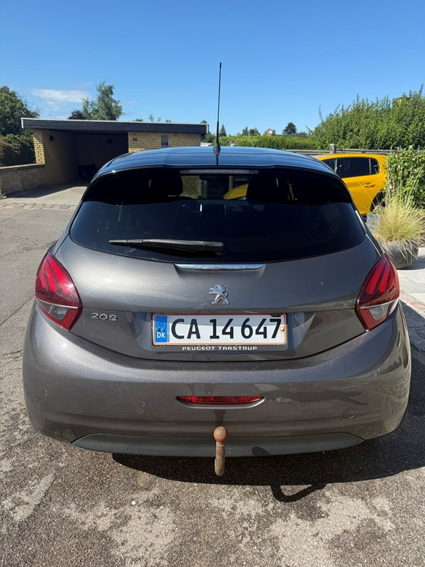 undefined Peugeot 208 fra 2018