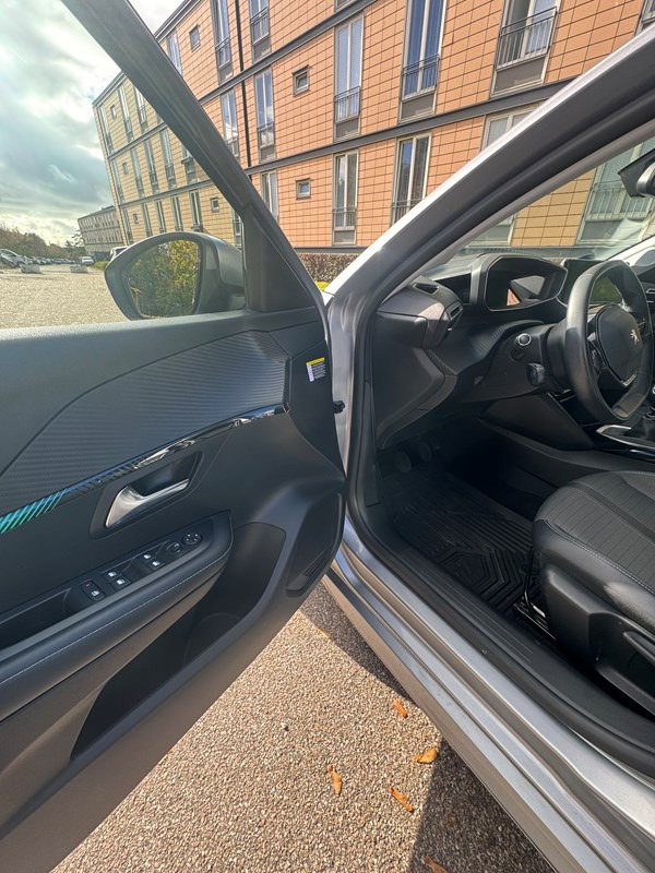 undefined Peugeot 208 fra 2022