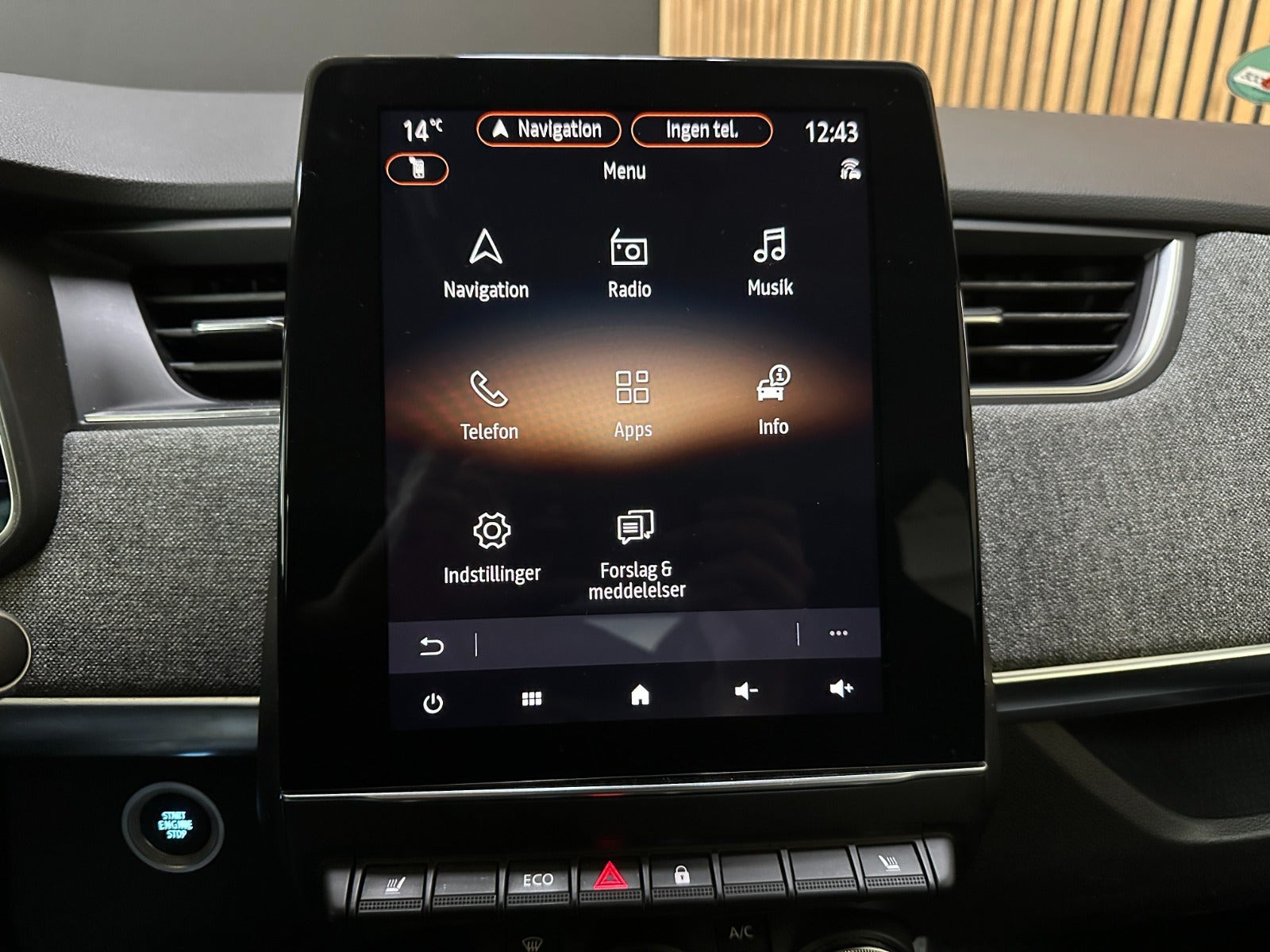 Sort Renault Zoe fra 2020