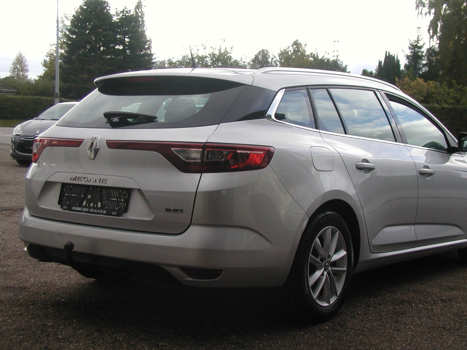 Sølv Renault Megane IV fra 2017