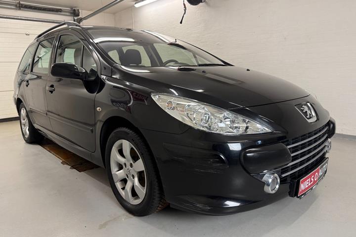 Sort Peugeot 307 fra 2009