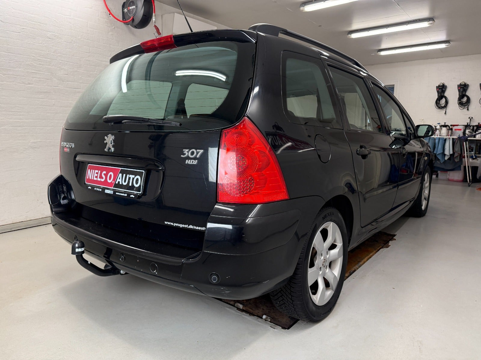 Sort Peugeot 307 fra 2009
